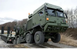 Wojsko kupuje pojazdy do przewozu czołgów
