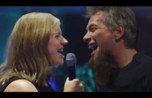 Jon Bon Jovi trolluje fanów w barze karaoke