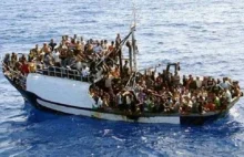 Cameron: Okręty NATO powinny zatrzymywać pontony z imigrantami