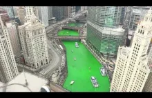 Farbowane na zielono w Dzień Świętego Patryka rzeka w Chicago