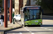 3-letniego chłopca przytrzasnęły drzwi autobusu