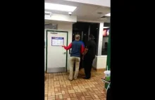 Pracownik McDonald's przeciw klientowi