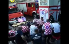 Chorwaccy strażacy przed decydującym karnym