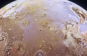 Sonda Juno uwieczniła erupcje wulkaniczne na powierzchni Io, księżyca Jowisza
