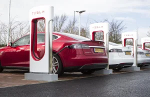 Na świecie możemy ładować Teslę już w ponad 500 stacjach Supercharger