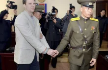 Do Korei Północnej przyjechał na 5 dni. Amerykanina czeka 15 lat koloni karnej..