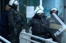 Wrocław: więzienie za zamieszki przed komisariatem
