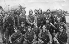 19 października 1944 roku utworzono pierwszy oddział lotników-samobójców