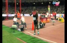 Julius Yego rzuca oszczepem na 92,72 metra podczas MŚ w Pekinie.