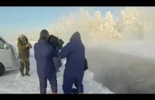 Szalony Japoński turysta w Rosji przy temperaturze -60°C