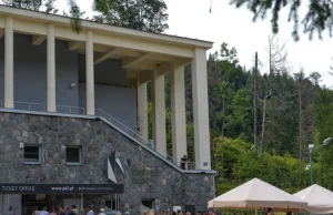 Wakacyjnej tradycji stało się zadość.6 h stania w kolejce do kolejki na Kasprowy