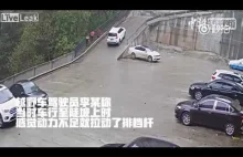 Kierowca próbuje podjechać po zboczu i zawodzi