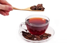 Czerwona herbata - jedno ze wspomnień PRL-owskiej rzeczywistości