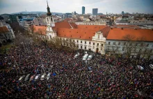 Świat jest coraz bardziej opresyjny