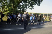 200-kilometrowy marsz protestacyjny uchodźców. "Dlaczego nas nie chcecie?"