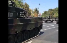 Defilada polskich czołgów na ulicach Warszawy