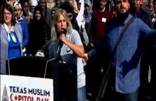 Chrześcijańska aktywistka wyrywa muzułmance mikrofon i atakuje Islam