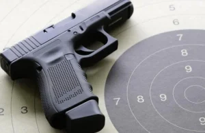 Normalny dostęp do broni: Projekt noweli przegłosowany do dalszych prac