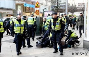 Polacy aresztowani w Szwecji za udział w niepoprawnej politycznie manifestacji.