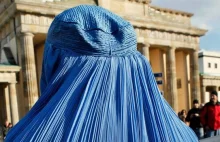 Niemcy: Bundestag zabronił urzędniczkom noszenia w pracy nikabu i burki -...