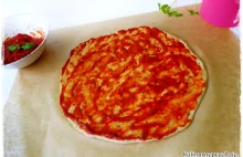 Ciasto na pizzę jak z pizzerii - przepis podstawowy