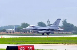 Dlaczego F-16 nie powinien jeździć po trawie?