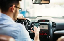 Skonfiskują prawo jazdy za używanie telefonu za kierownicą?