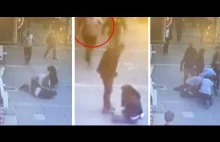 Damski bokser na ulicy dostaje z bani z powietrza od przypadkowego człowieka