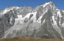 Topniejący lodowiec w rejonie Mont Blanc grozi zawaleniem