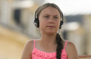 Greta Thunberg manipulowana przez rodziców i wielkie firmy? Krążą...