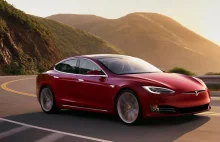 Tesla od teraz zbiera nagrania z kamer w swoich samochodach