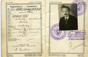 Stare paszporty należące do sławnych osób