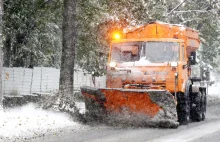 Świętokrzyskie: Sześć tys. odbiorców bez prądu po opadach śniegu