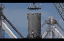 Rakieta Falcon 9 po wylądowaniu wróciła do portu. Film w 4K