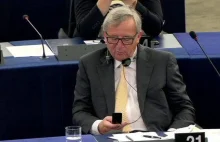 Przewodniczący Komisji Europejskiej nie używa smartfonu