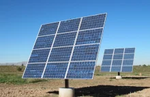 Solarna innowacja zmniejsza koszty produkcji paneli i zwiększa ich wydajność.