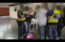 Sztokholm. Imigranci atakują ochroniarzy na stacji metra (napisy pl).