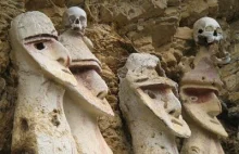 Mgielny Lud. Kto jest pochowany w Karajia? Skąd takie dziwne podobieństwo