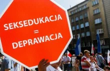 To nie żart. PiS chce 5 lat więzienia za edukację o seksie i antykoncepcji