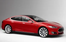 Tesla Model S ma Ubuntu i jest podatny na jailbreak