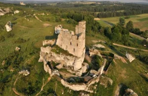 Zamek w Mirowie zostanie odbudowany. Senator złożył już wniosek o pozw.na budowę