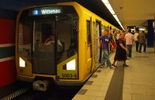 Uchodźca potraktował wagon berlińskiego metra jako toaletę.