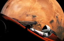 Starman w swoim Roadsterze znalazł się już daleko za orbitą Czerwonej Planety