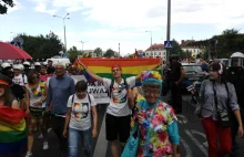 Grupa Stonewall wyśmiewa TVP i organizuje zbiórkę pieniędzy