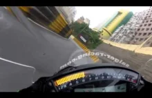 Wyścig uliczny Macau GP z pokładu motocykla