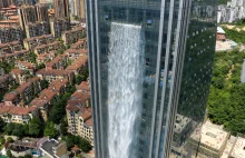 Najwyższy na świecie sztuczny wodospad