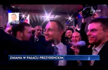 Andrzej Duda wchodzi na ring MMA