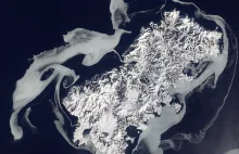 Wyspa Shikotan i otaczający ją lód widziane z kosmosu [1PIC]