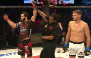 21 sekund. Mamed Khalidov nokautuje Luke'a Barnatta na gali MMA w...