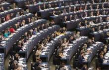 PE przyjął rezolucję nt. Polski. Skutki kryzysu odczuje cała Unia Europejska